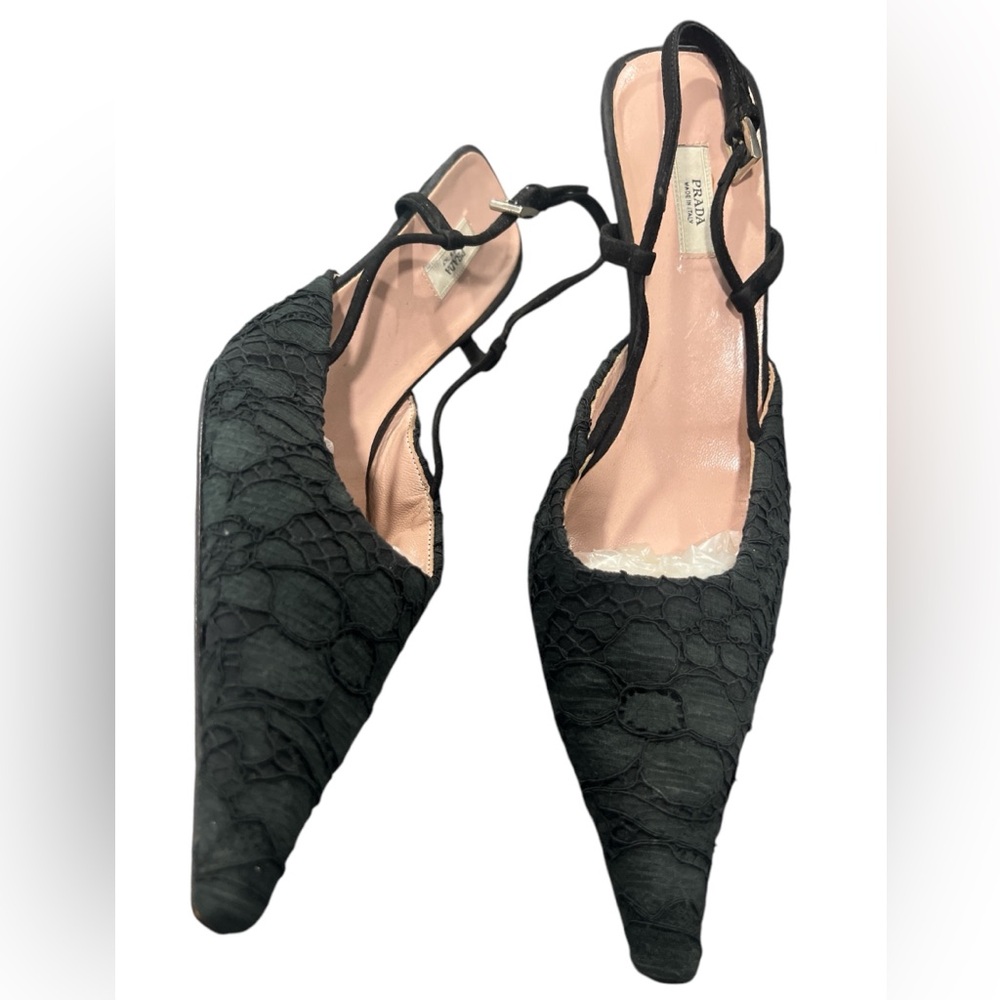 Prada Black Flower Lace Slingback Pumps Lux0** - Picture 1 of 12